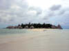 Le foto, il racconto e i consigli utili del viaggio al gangehi island resort isola di gangehi atollo di ari nord nell'ottobre 2004 by Laura&Gianluca
