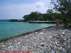 isole maldive fotografie delle lamentele, disguidi, disservizi e i reclami dei disagi subiti da Cristina e Juan nei confronti del tour operator swantour per i disagi e i disservizi subiti  durante il viaggio  al giravaru resort isola di giraavaru atollo di male nord nel dicembre 2007 a natale 2007