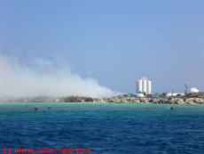 lamentele isole maldive inceneritore di fronte a giravaru