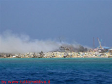 lamentele isole maldive inceneritore di fronte a giravaru